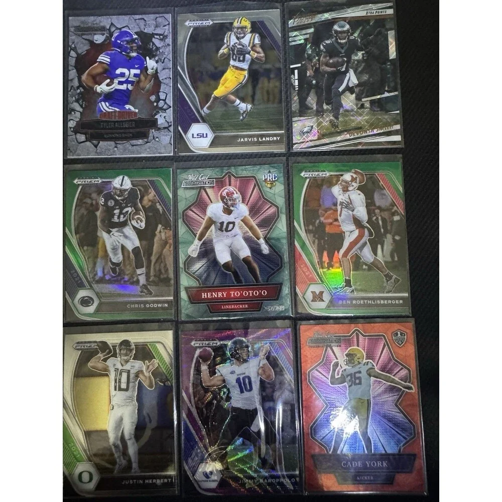 Football cards 162 Banger lot! Holos, auto, numbered, patch, rookie etc….